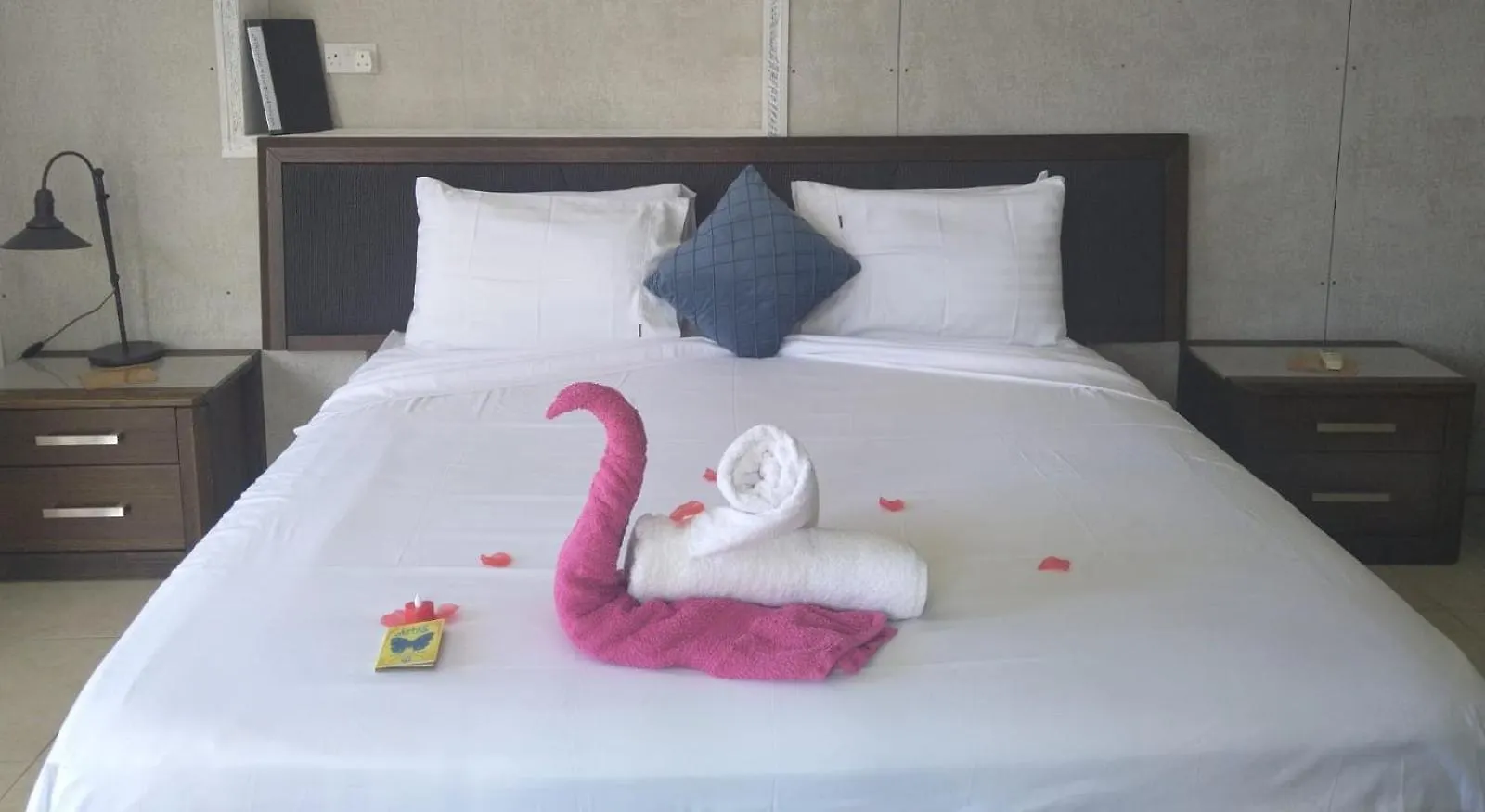 Northwest Bay Seaview Apartment Beau Vallon   Beau Vallon (Mahe)